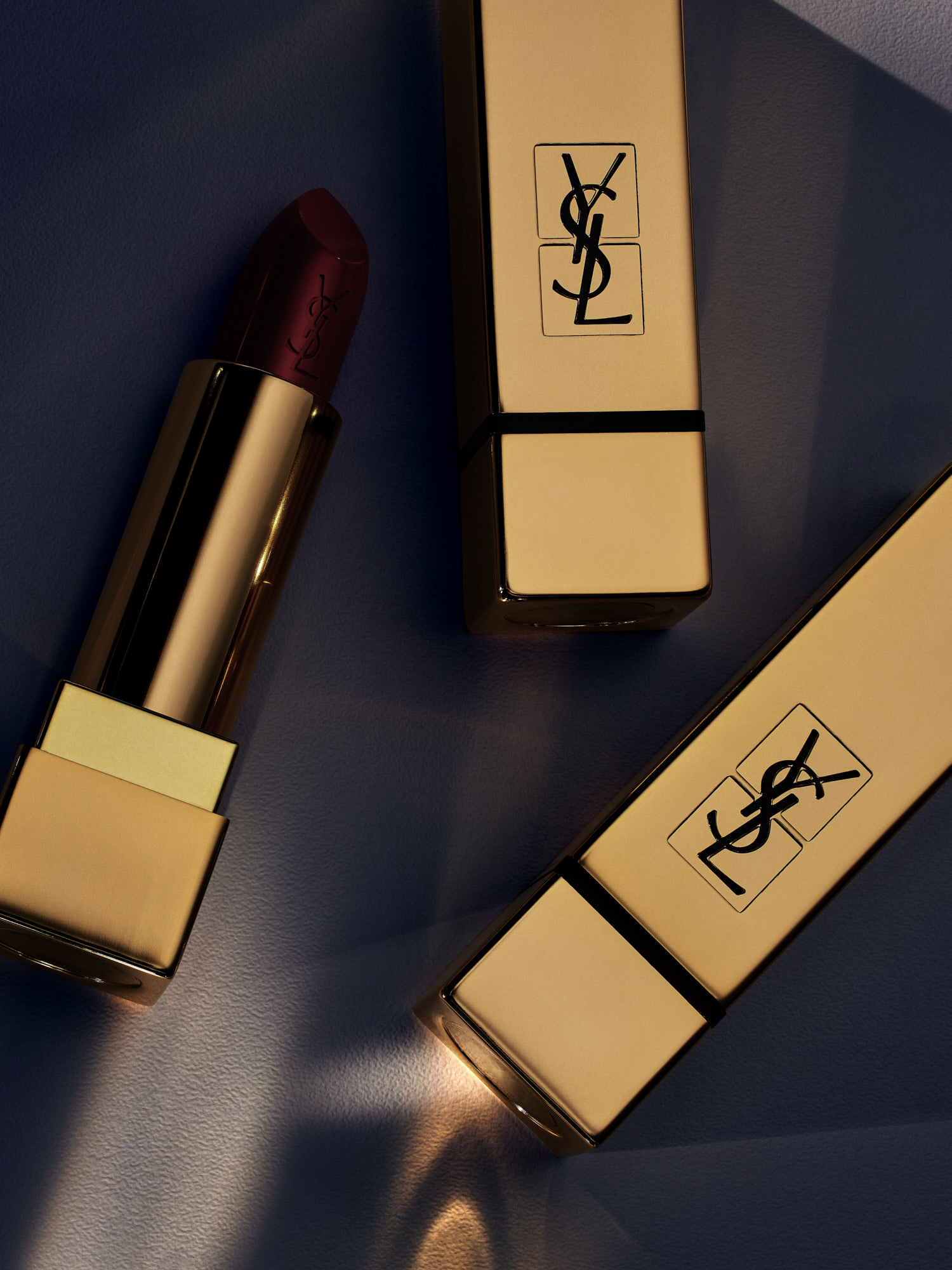 YVES SAINT LAURENT BEAUT&Eacute;